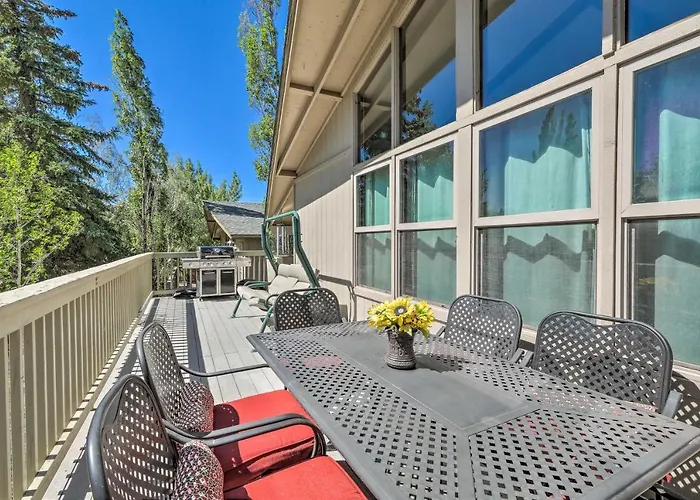 Ferienhaus Townhome - Walk To Country Club & Pools!